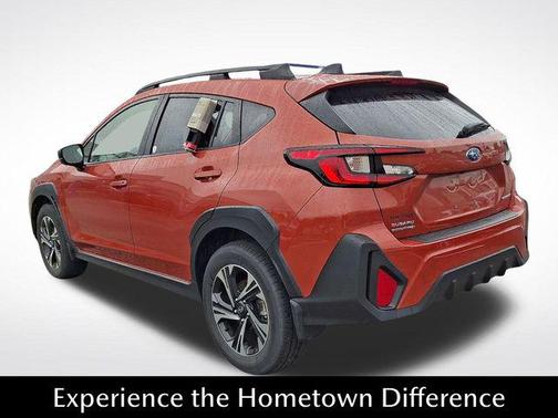 Sun Blaze Pearl 2024 Subaru Crosstrek Premium