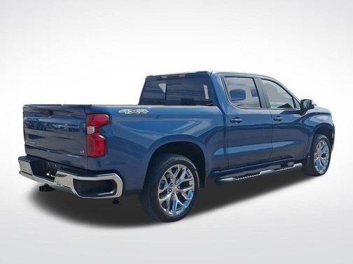 Lakeshore Blue Metallic 2024 Chevrolet Silverado 1500 LT