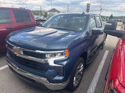 Lakeshore Blue Metallic 2024 Chevrolet Silverado 1500 LT