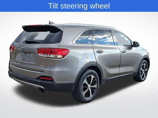 2017 Kia Sorento EX