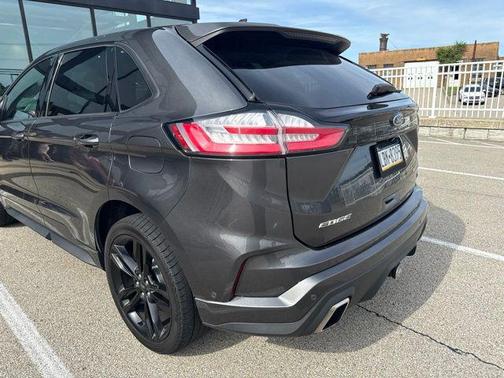 Magnetic Metallic 2020 Ford Edge ST