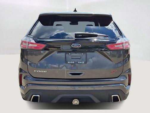 Magnetic Metallic 2020 Ford Edge ST