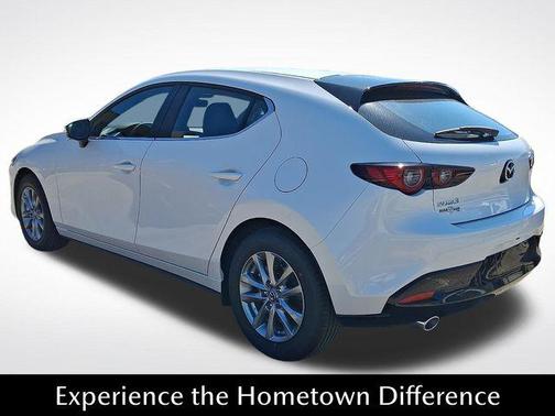 Snowflake White Pearl Mica 2026 Mazda Mazda3 FWD