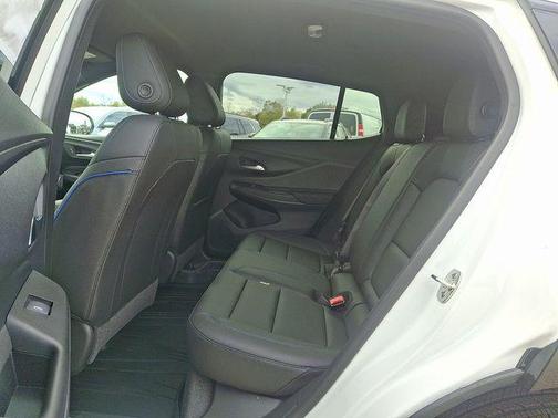 2026 Buick Envista Sport Touring FWD