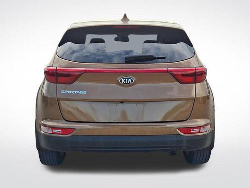 Burnished Copper 2018 Kia Sportage LX