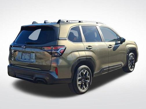 Autumn Green Metallic 2025 Subaru Forester Premium