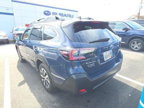 Cosmic Blue Pearl 2024 Subaru Outback Premium
