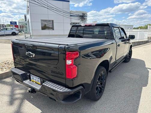 Black 2025 Chevrolet Silverado 1500 High Country