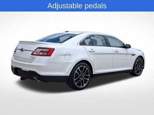 2018 Ford Taurus Limited