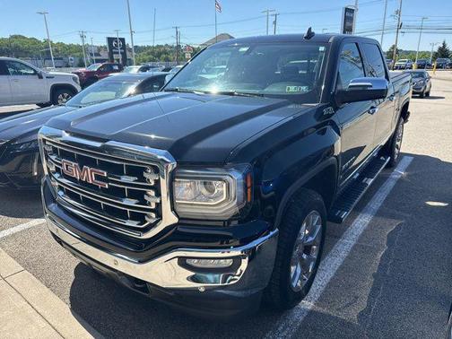 Onyx Black 2017 GMC Sierra 1500 SLT