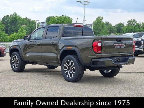 2025 GMC Canyon Base