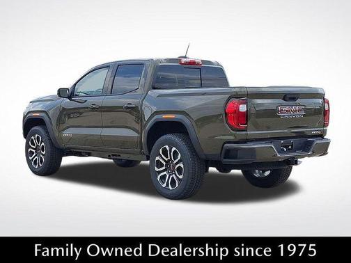 2025 GMC Canyon AT4
