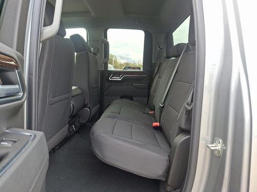 2026 GMC Sierra 2500 SLE