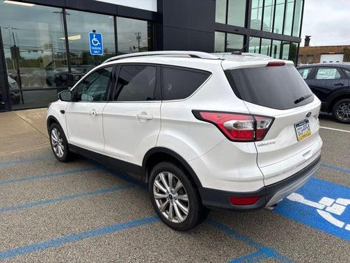 White Platinum Clearcoat Metallic 2017 Ford Escape Titanium
