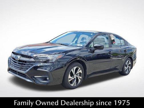Crystal Black Silica 2025 Subaru Legacy Premium