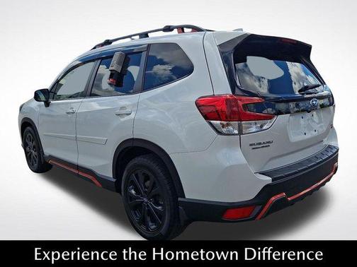 Crystal White Pearl 2022 Subaru Forester Sport
