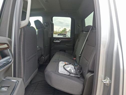 2026 GMC Sierra 2500 SLE