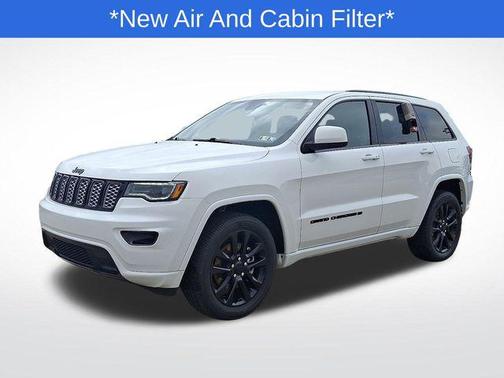 2022 Jeep Grand Cherokee Laredo