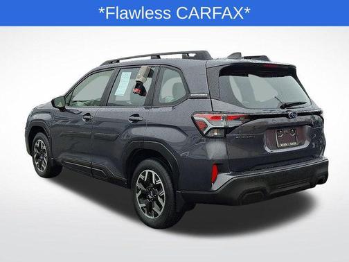 2025 Subaru Forester Base