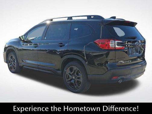 Crystal Black Silica 2026 Subaru Ascent Onyx Edition Touring 7-Passenger
