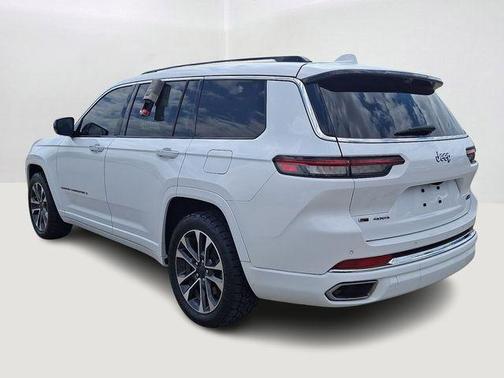 Bright White Clearcoat 2021 Jeep Grand Cherokee L Overland
