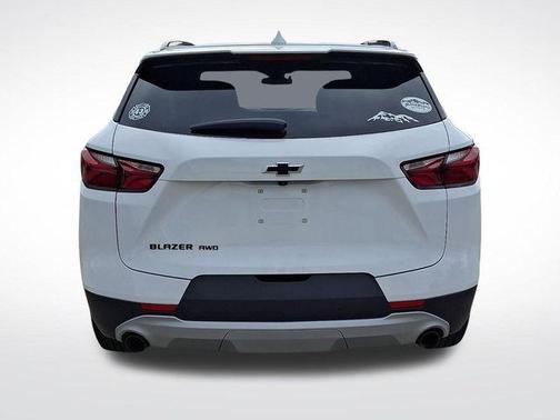 Summit White 2022 Chevrolet Blazer 2LT