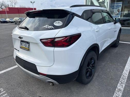 Summit White 2022 Chevrolet Blazer 2LT