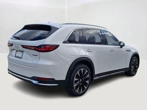 2024 Mazda CX-90 PHEV Premium