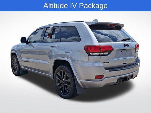 2017 Jeep Grand Cherokee Altitude
