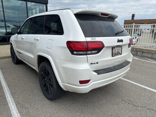 2020 Jeep Grand Cherokee Altitude