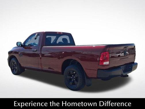 Delmonico Red Pearlcoat 2022 RAM 1500 Tradesman