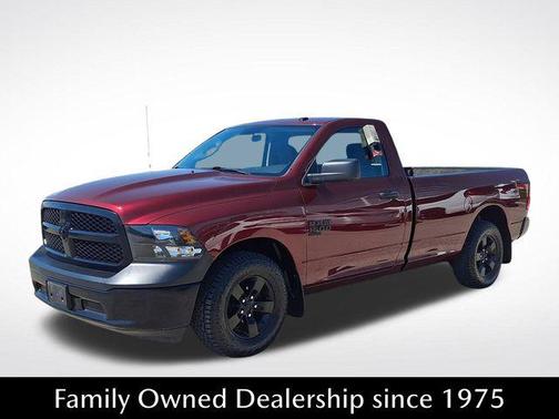 Delmonico Red Pearlcoat 2022 RAM 1500 Tradesman