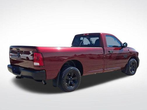 Delmonico Red Pearlcoat 2022 RAM 1500 Tradesman