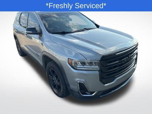 2023 GMC Acadia AWD AT4