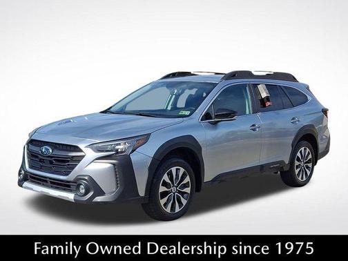 Ice Silver Metallic 2023 Subaru Outback Limited