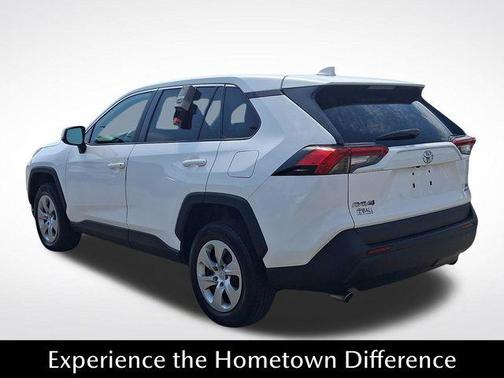 Ice Cap 2023 Toyota RAV4 LE