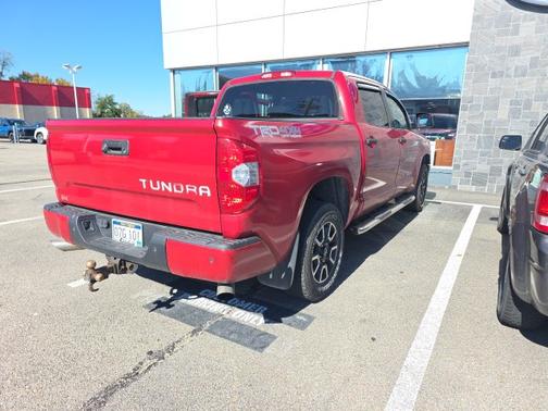 Barcelona Red Metallic 2018 Toyota Tundra SR5