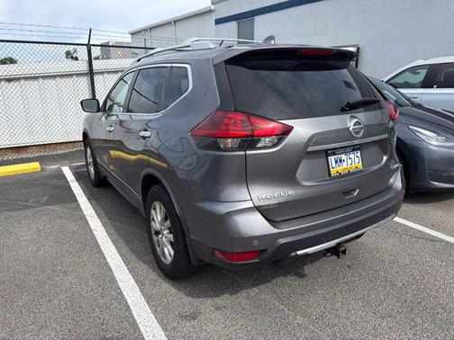 Gun Metallic 2020 Nissan Rogue SV
