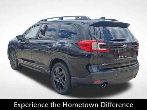 Crystal Black Silica 2025 Subaru Ascent Onyx Edition Touring 7-Passenger