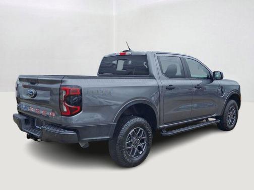 Carbonized Gray Metallic 2024 Ford Ranger XLT