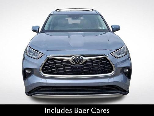 Moon Dust 2021 Toyota Highlander Platinum