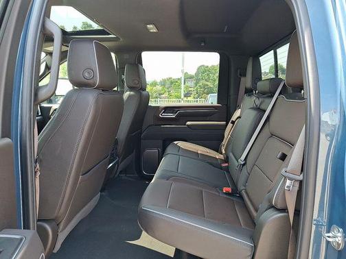 2025 GMC Sierra 2500 Denali