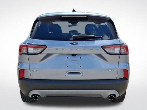 Iced Blue Silver Metallic 2022 Ford Escape SE