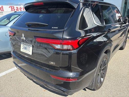 2023 Mitsubishi Outlander SE Black Edition S-AWC