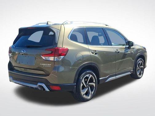 Autumn Green Metallic 2023 Subaru Forester Touring