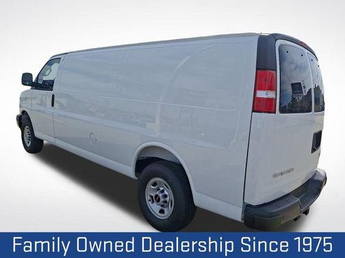 2025 GMC Savana 2500 Work Van