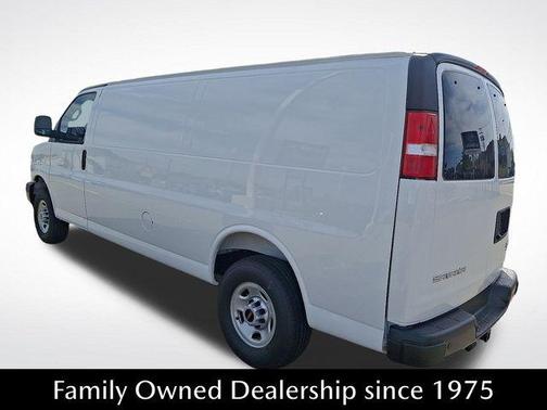2025 GMC Savana 2500 Work Van