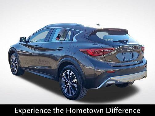 2018 INFINITI QX30 Premium