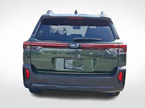 Deep Emerald Green Pearl 2026 Subaru Outback Touring XT