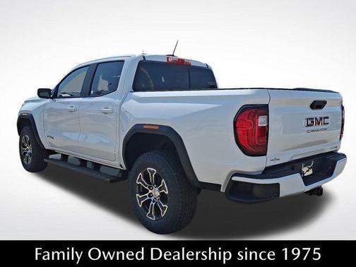 2025 GMC Canyon Base